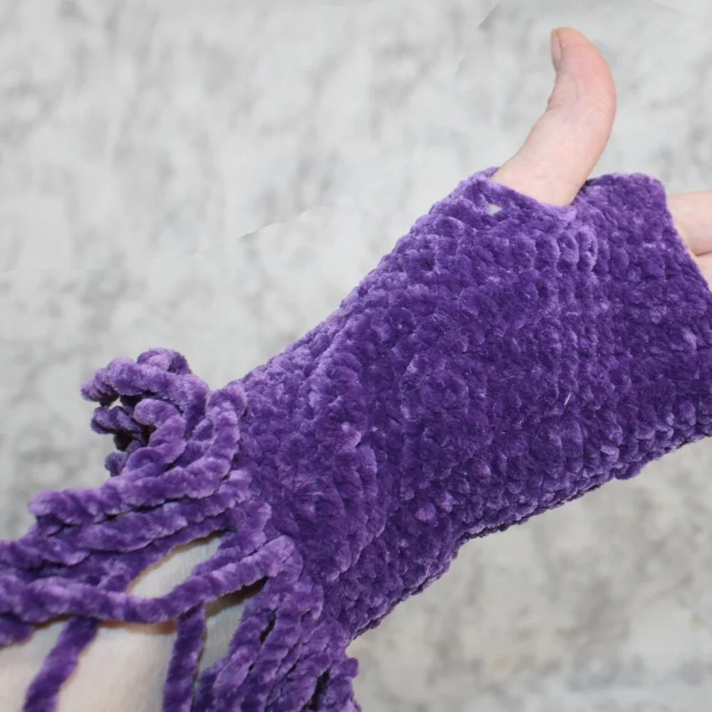 HAND CRAFTED Gloves Fingerless Crochet Chenille Winter Cozy Velvet Fringe Purple